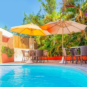 Garbos Soleil **** Natal
